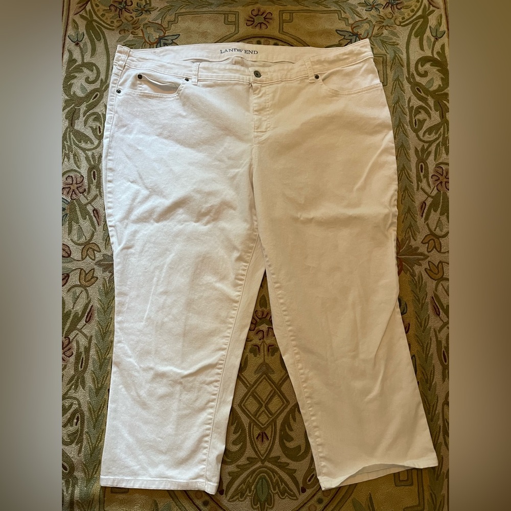 Lands End White Mid Rise Cropped Jeans, Size 24W